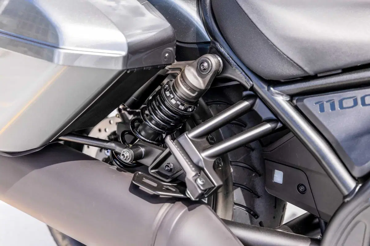 Honda CMX1100 Rebel 2025 DCT (11)
