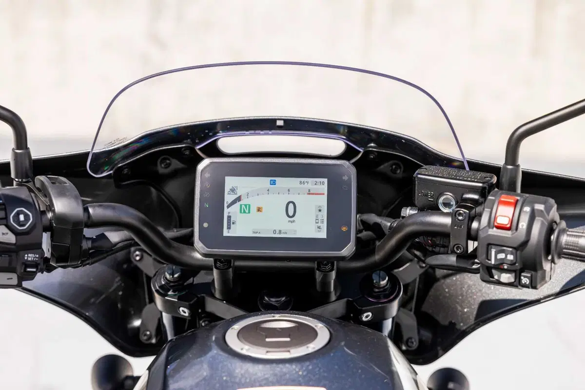 Honda CMX1100 Rebel 2025 DCT (12)