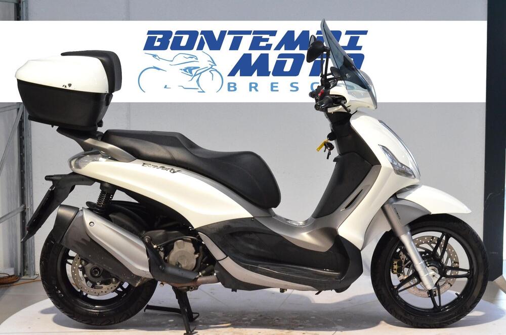 Piaggio Beverly 350 SportTouring ie ABS (2011 - 17)