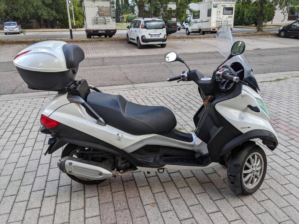 Piaggio MP3 300 Touring/LT (2011 - 13) (4)