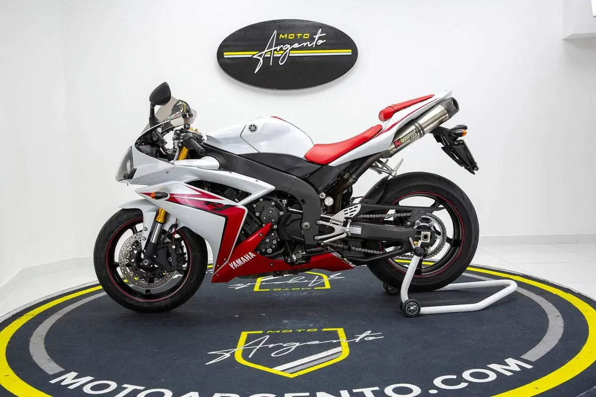 Yamaha YZF R1 (2006 - 07) (6)