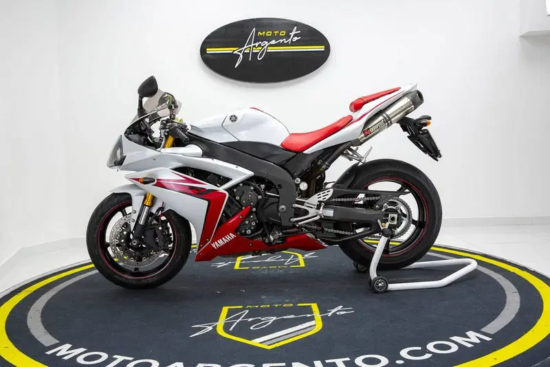 Yamaha YZF R1 (2006 - 07) (6)