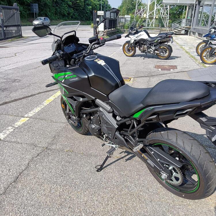 Kawasaki Versys 650 (2021 - 25) (4)