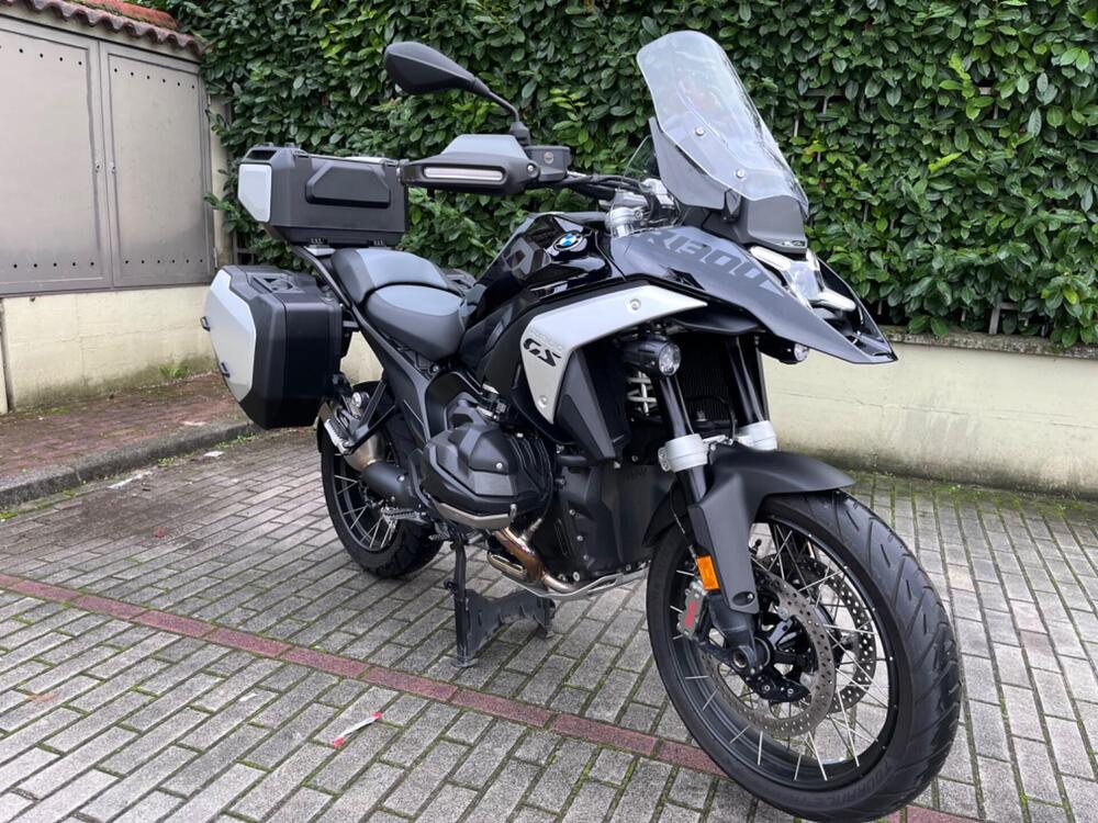 Bmw R 1300 GS Triple Black (2023 - 25) (4)