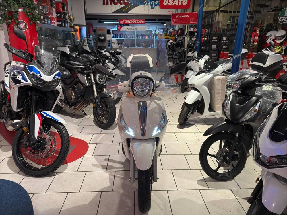 Piaggio Medley 150 ABS (2021 - 24) (5)