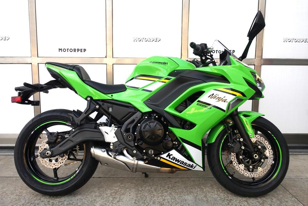 Kawasaki Ninja 650 (2021 - 25) (2)