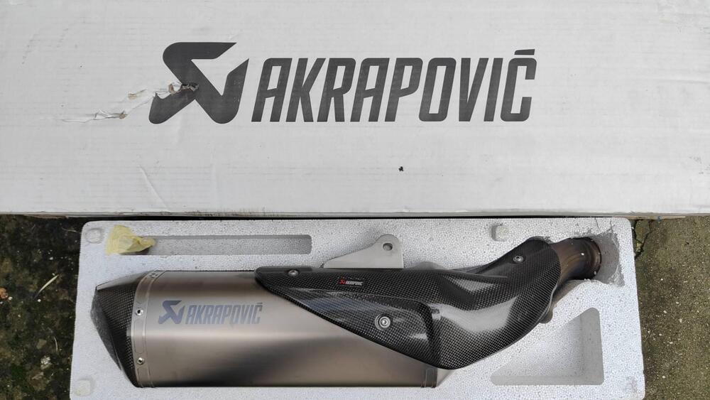 Akrapovic Slip-On Line KTM 790 Duke (Bj.18)