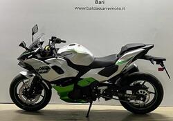 Kawasaki Ninja 7 Hybrid (2024) usata