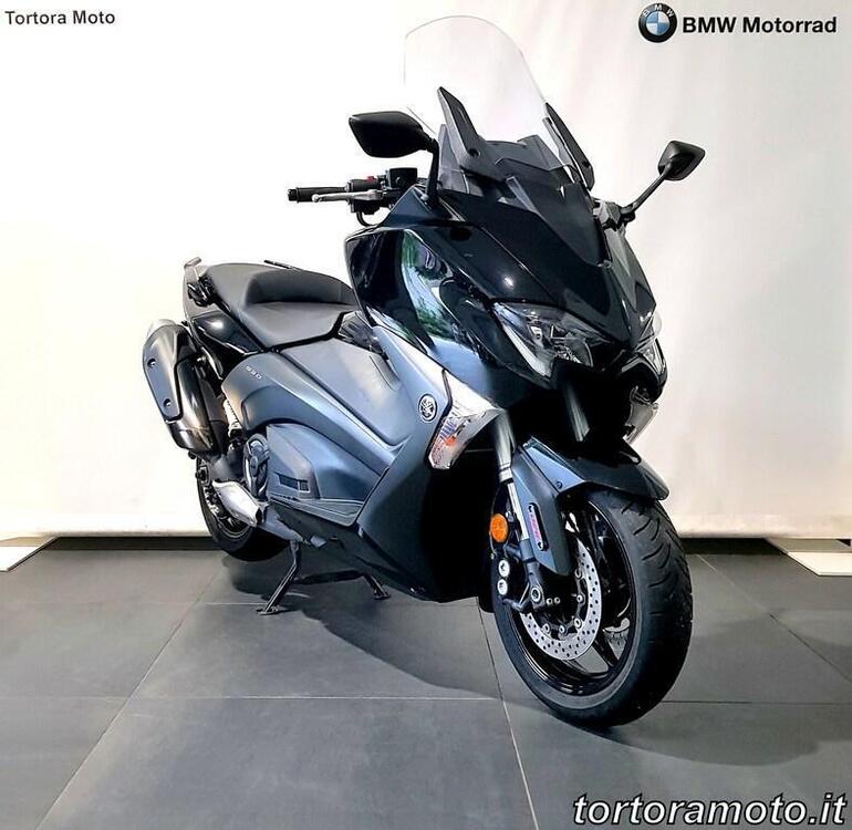 Yamaha T-Max 530 (2017 - 19) (4)