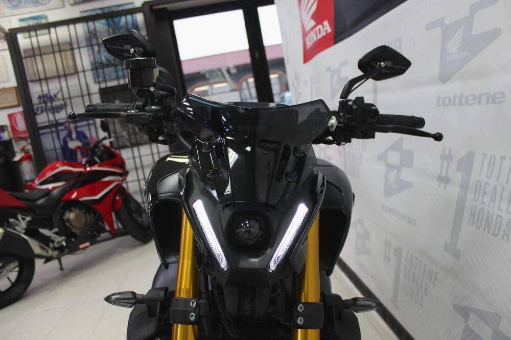 Yamaha MT-09 SP (2021 - 23) (4)