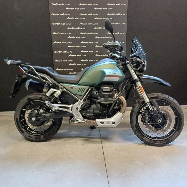 Moto Guzzi V85 TT (2021 - 23)