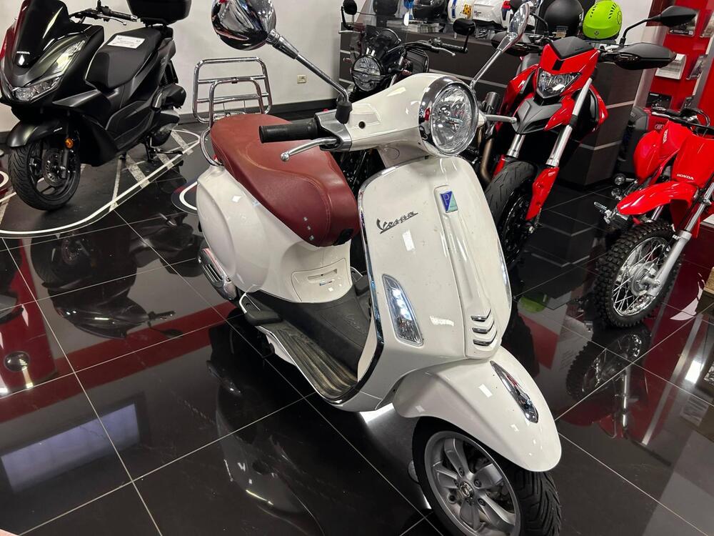 Vespa Primavera 150 3V ie (2014 - 16) (3)