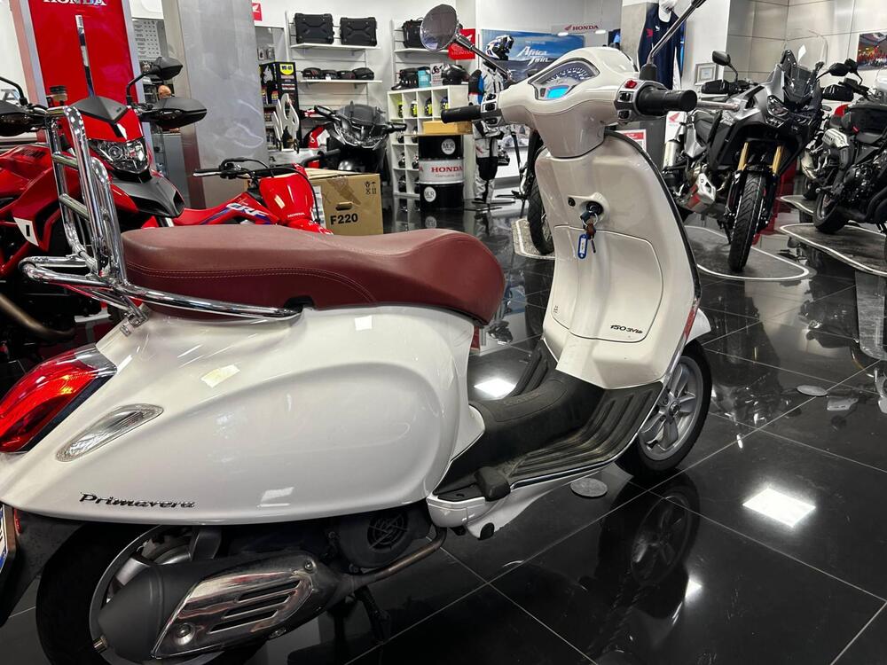 Vespa Primavera 150 3V ie (2014 - 16) (4)