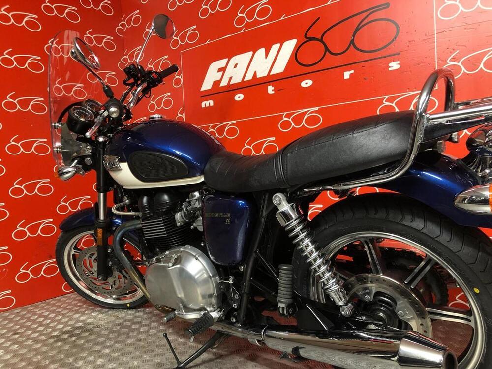 Triumph Bonneville T100 SE (2014) (4)