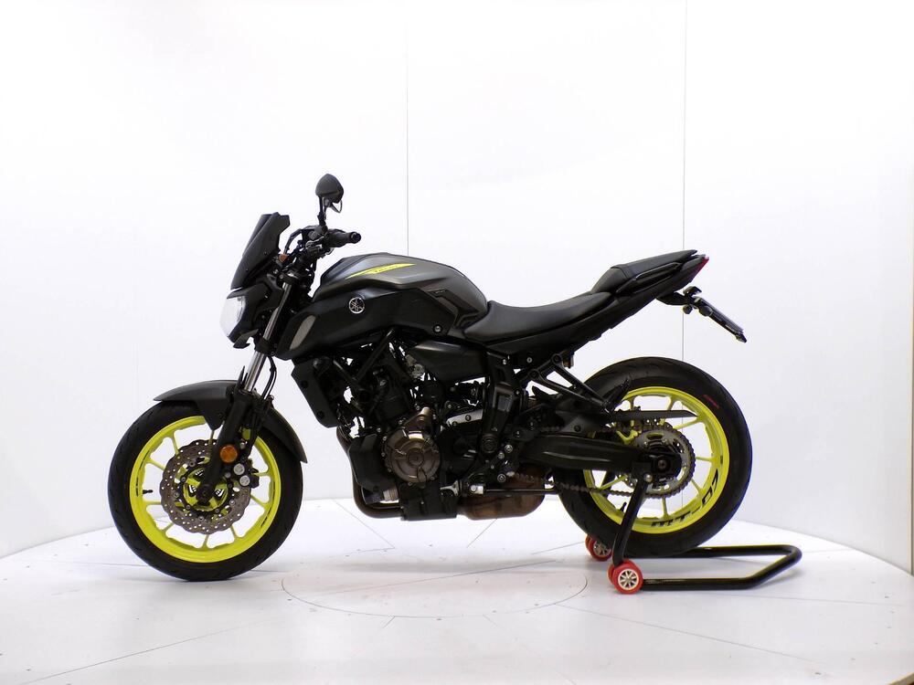 Yamaha MT-07 (2018 - 20) (4)