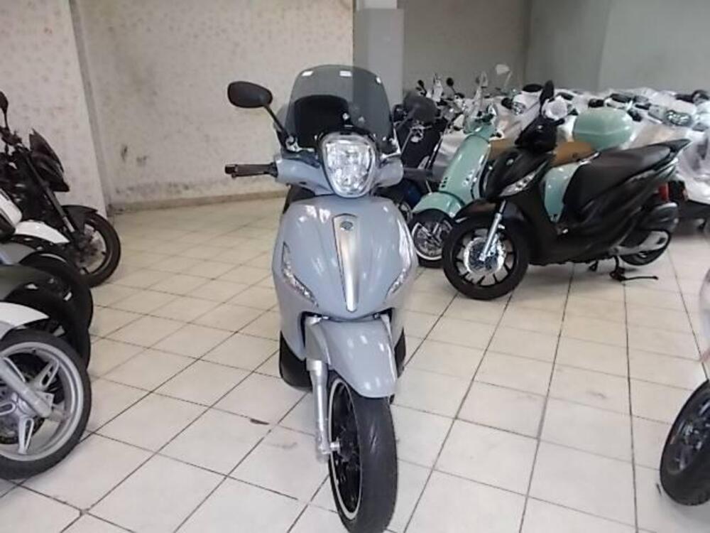 Piaggio Beverly 350 Tourer (2020) (5)