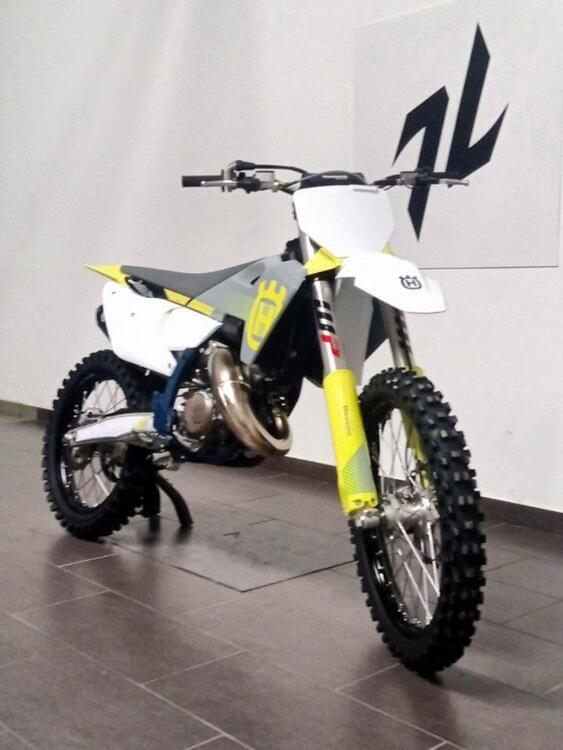 Husqvarna TC 125 (2024) (2)