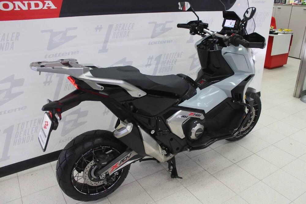 Honda X-ADV 750 DCT (2021 - 24) (2)