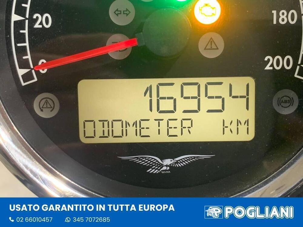 Moto Guzzi V7 III Milano (2018 - 20) (4)