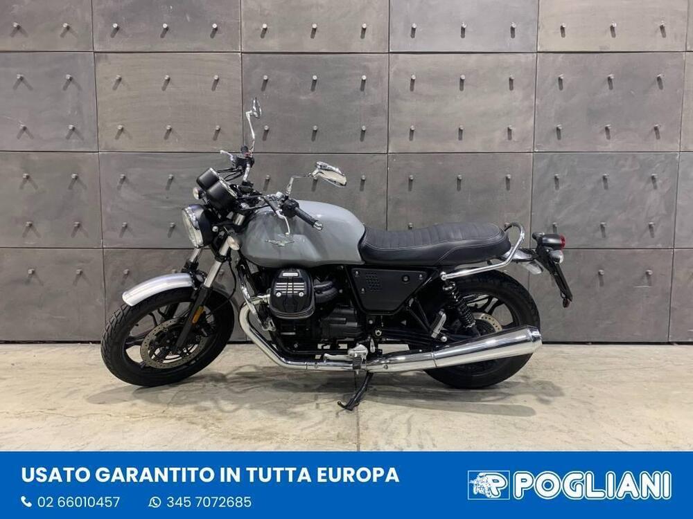 Moto Guzzi V7 III Milano (2018 - 20) (5)