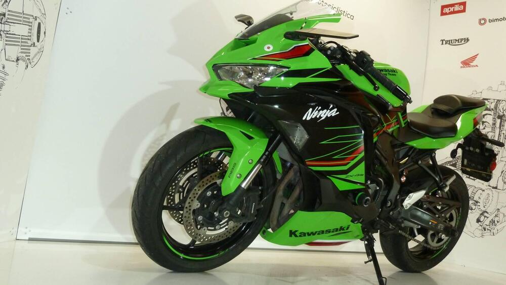 Kawasaki Ninja ZX-4RR (2024 - 25) (5)