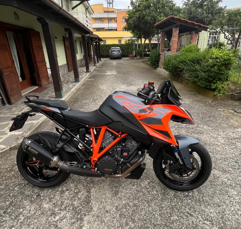 KTM 1290 Super Duke GT (2022 - 24)