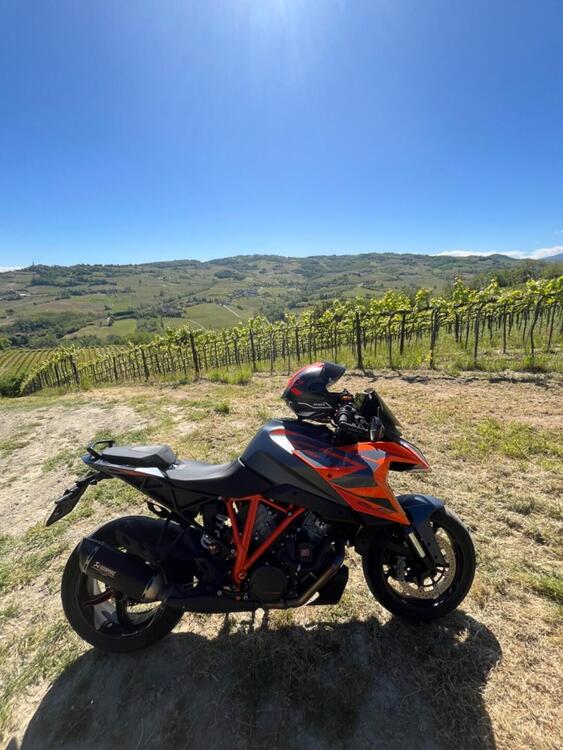 KTM 1290 Super Duke GT (2022 - 24) (2)