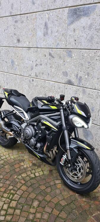 Triumph Street Triple RS (2020 - 22) (4)