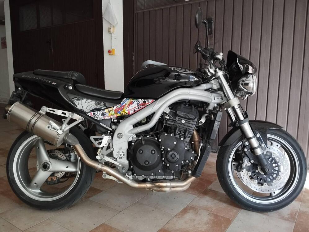 Triumph Speed Triple 955 (2002 - 04)