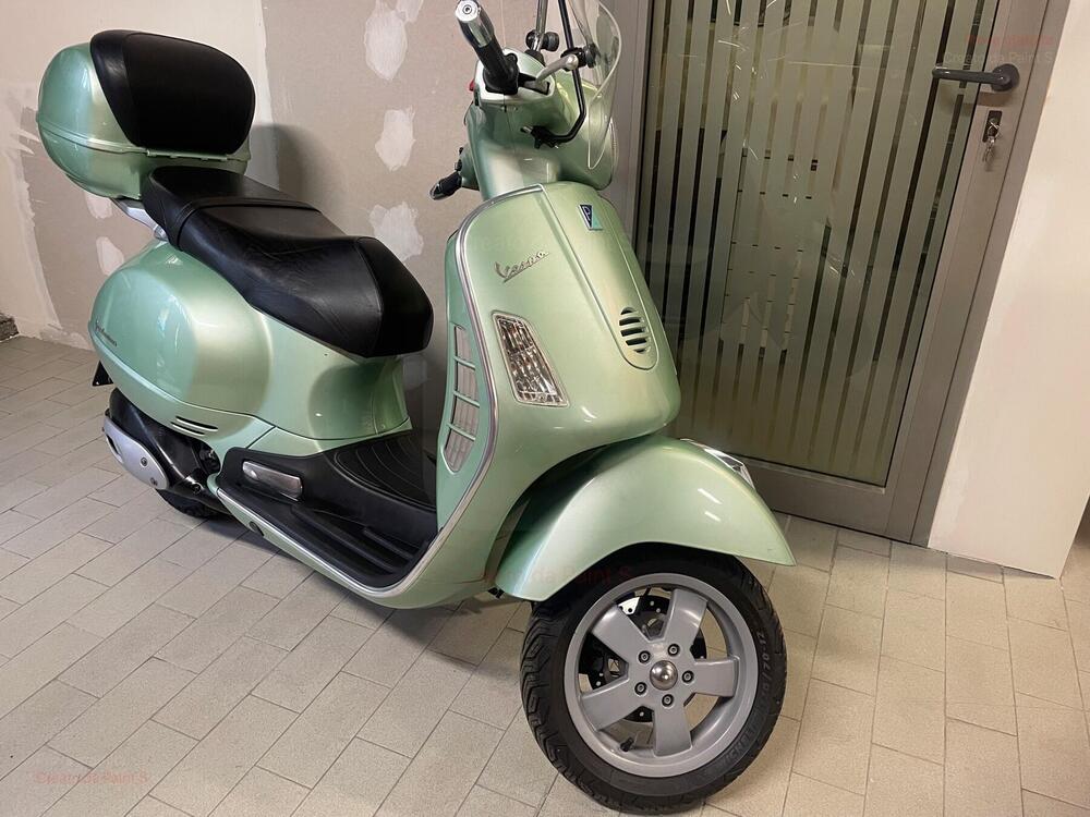 Piaggio vespa 200 granturismo (2)