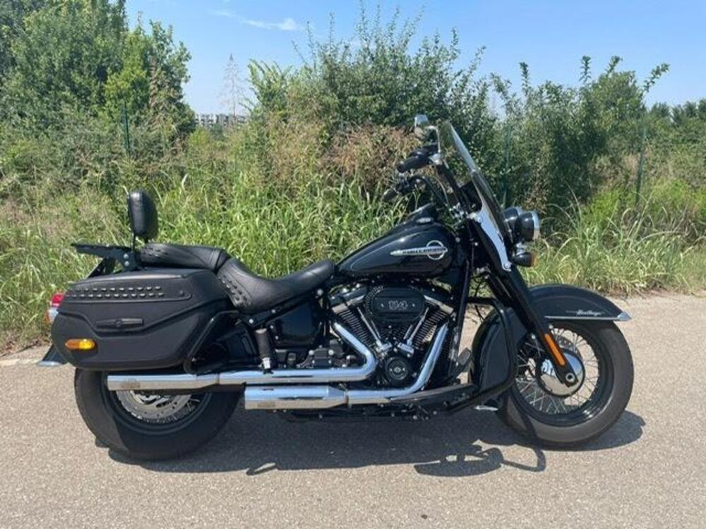 Harley-Davidson 114 Heritage Classic (2018 - 20) - FLHCS