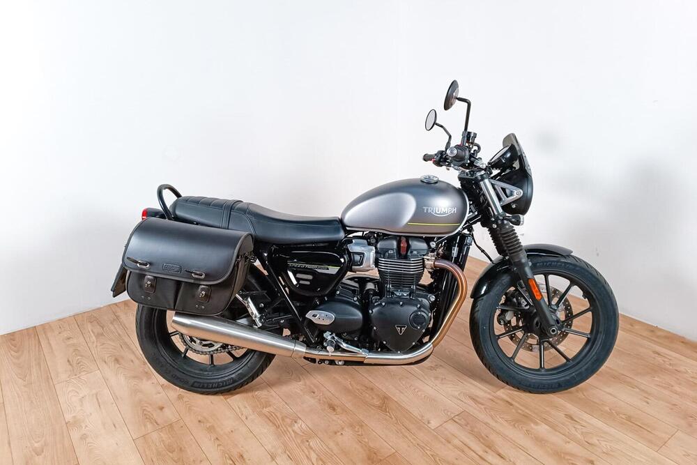 Triumph Speed Twin 900 (2025)