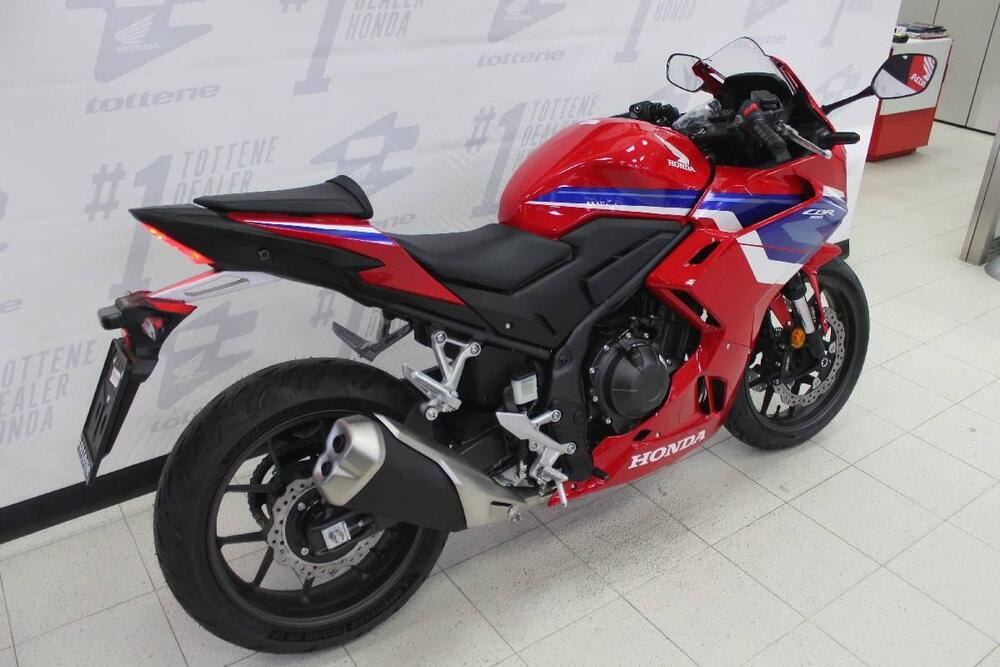 Honda CBR 500 R (2024) (2)