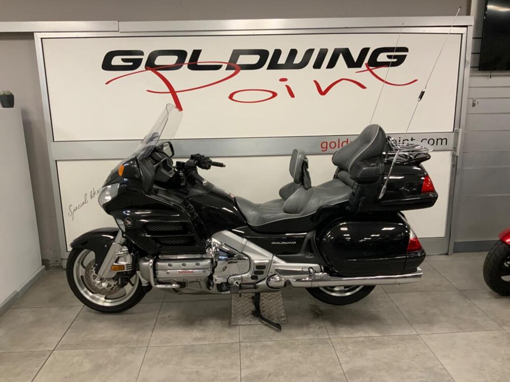 Honda GL 1800 Gold Wing (2007 - 11) (3)