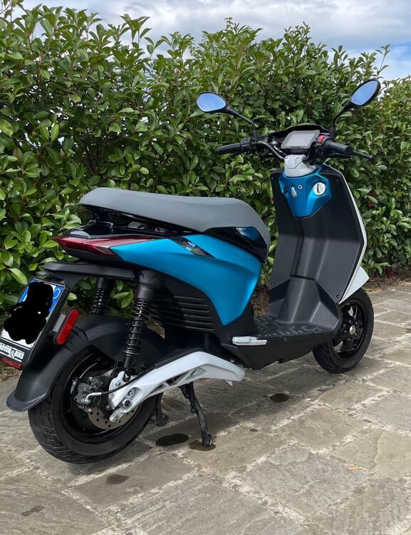 Piaggio 1 Active (2022 - 24) (2)