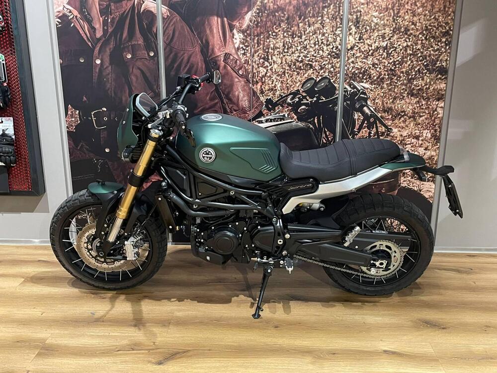 Benelli Leoncino 800 Trail (2022 - 24)