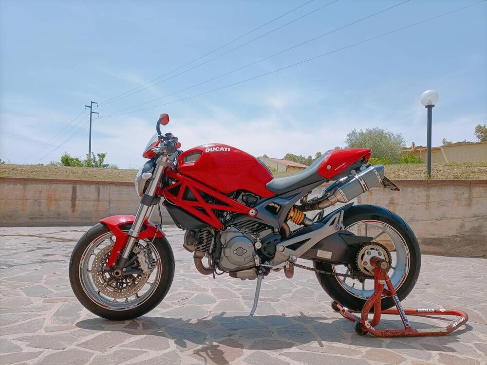 Ducati Monster 1100 (2009 -10) (2)