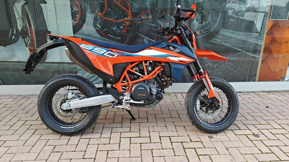 KTM 690 SMC R (2023 - 24)