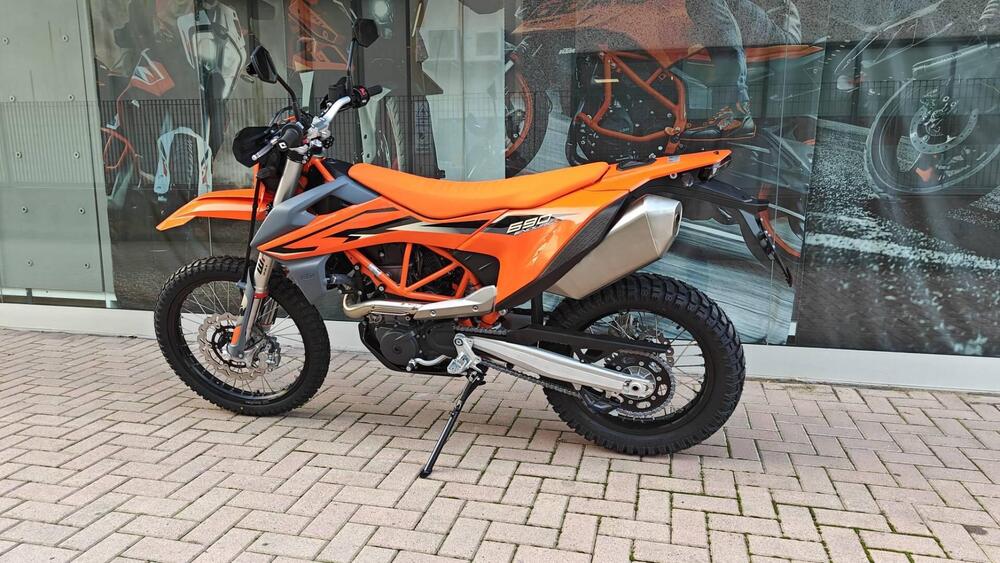 KTM 690 Enduro R (2022 - 24) (4)