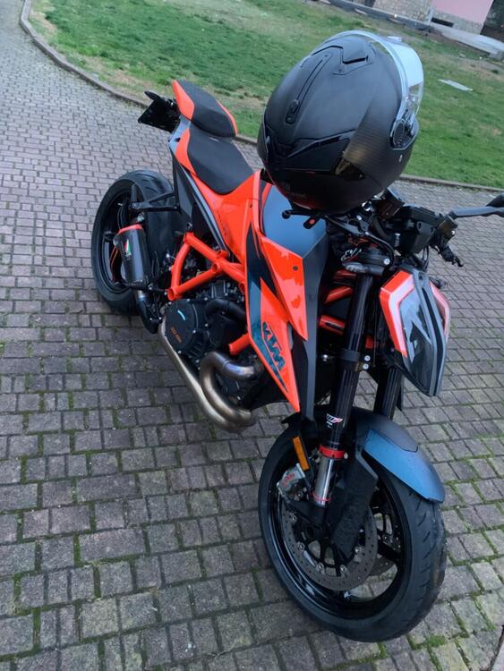 KTM 1290 Super Duke RR (2021) (2)