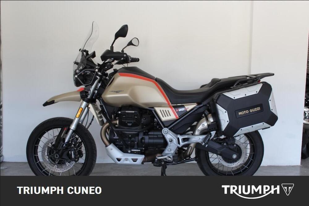 Moto Guzzi V85 TT Travel (2021 - 23) (4)