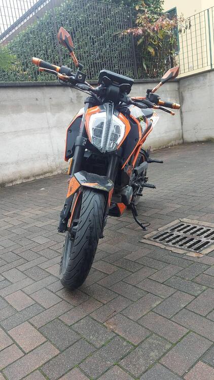 KTM 125 Duke (4)