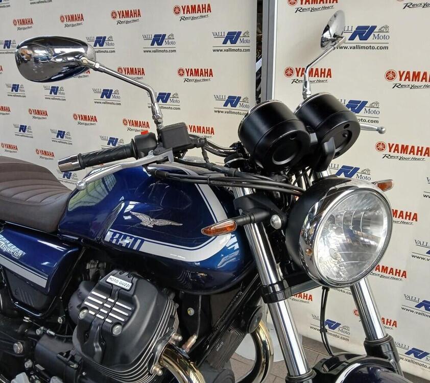 Moto Guzzi V7 Special (2021 - 24) (5)