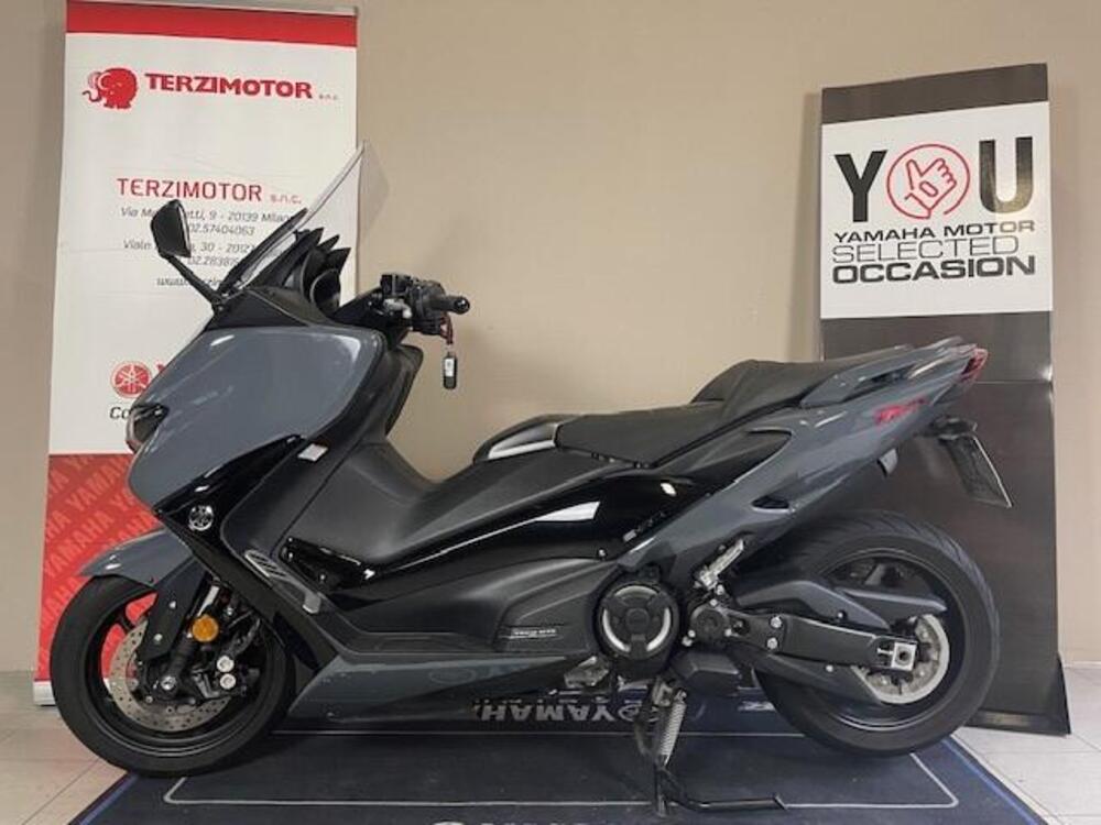 Yamaha T-Max 560 Tech Max (2021)