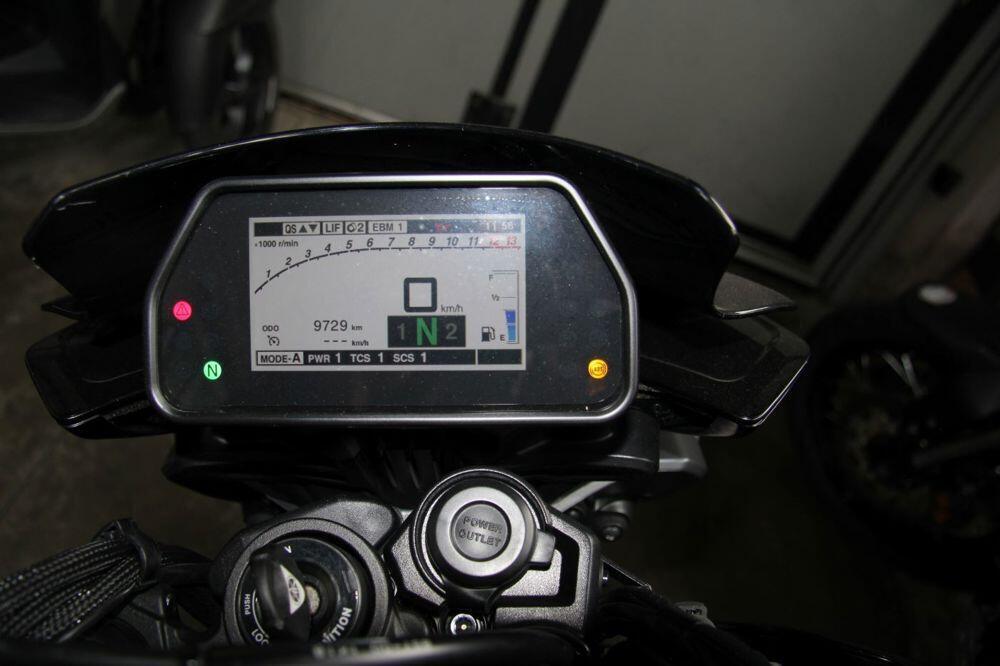 Yamaha MT-10 (2022 - 24) (5)