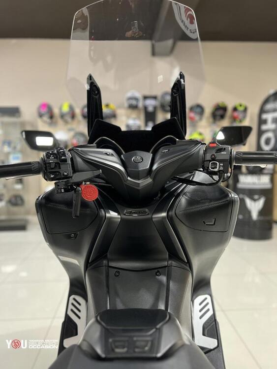 Yamaha T-Max 560 Tech Max (2021) (3)