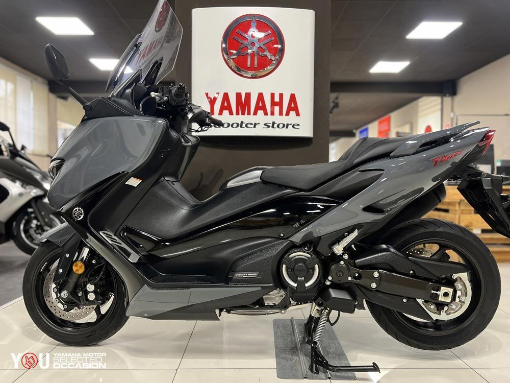 Yamaha T-Max 560 Tech Max (2021) (4)