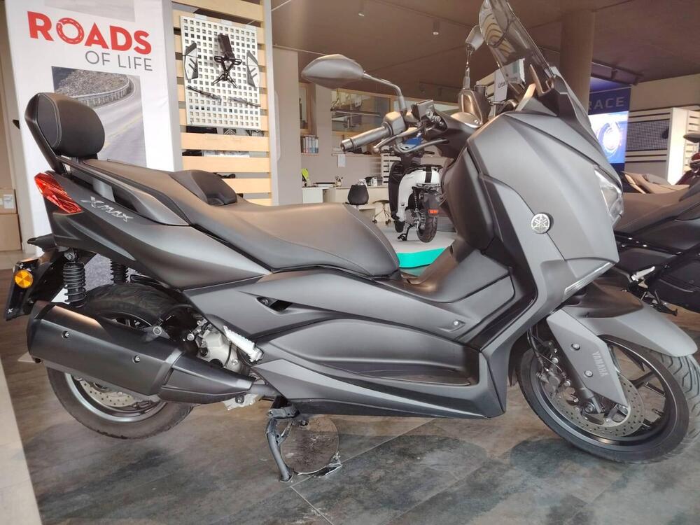 Yamaha X-Max 300 (2021 - 24) (4)