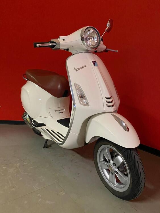 Vespa Primavera 50 2T (2014 - 17) (2)