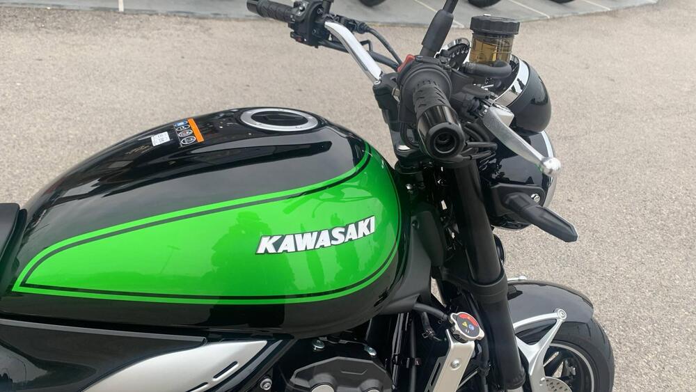 Kawasaki Z 900 RS (2022 - 25) (4)